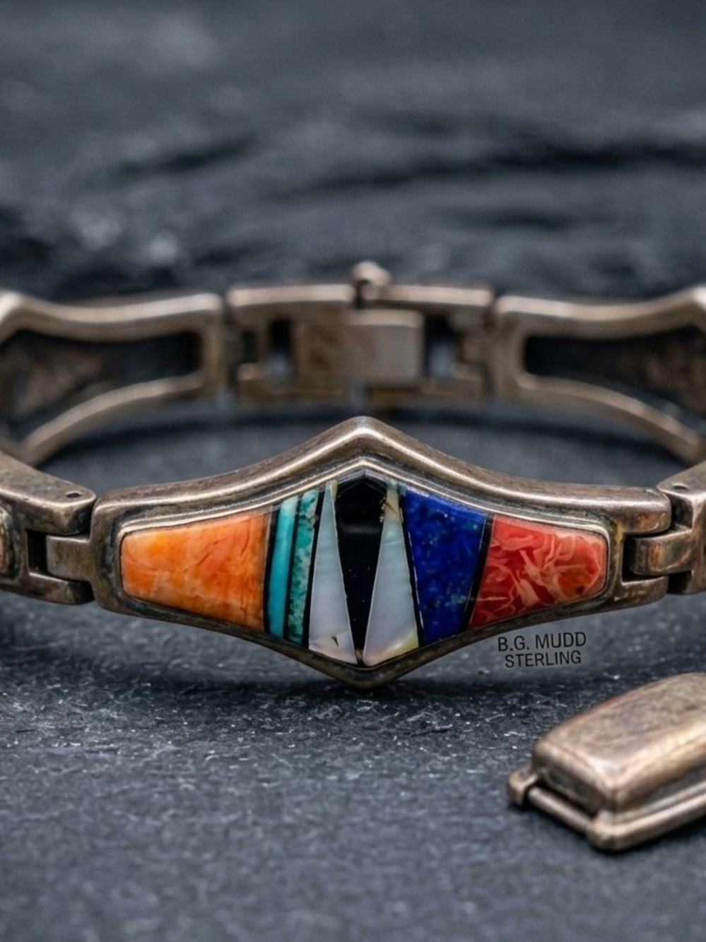 VINTAGE STERLING SILVER MULTI GEMSTONE B.G. MUDD ZUNI INLAYED BRACELET
